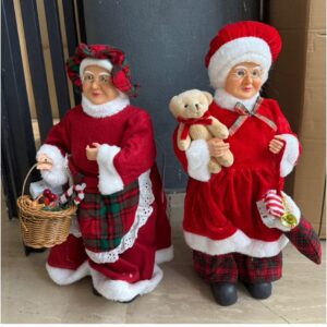 Mamma Natale pupazzo