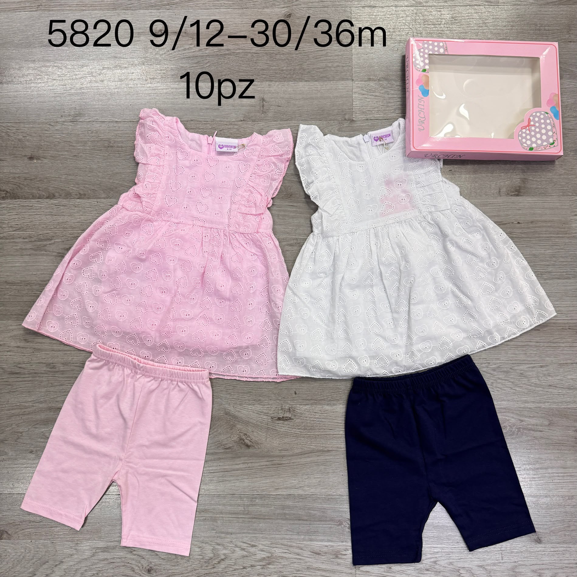 Completo Estivo 2 Pezzi Bambina in Pizzo con Ricamo a Cuori e Leggings Shorts