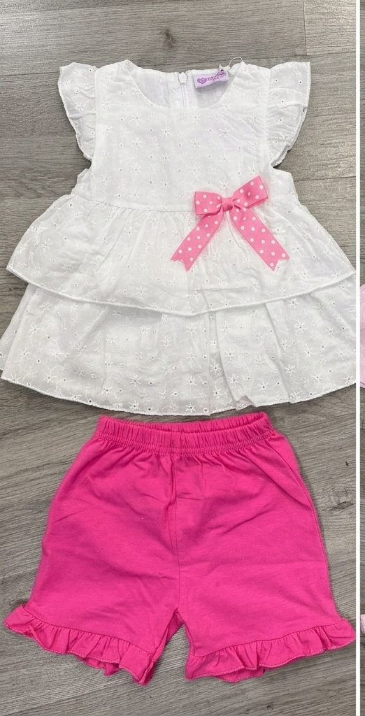 Completo Estivo 2 Pezzi Bambina in Pizzo Sangallo con Fiocco e Shorts - immagine 2